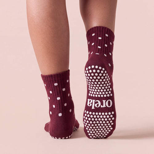 Polka Dot - Merlot grip socks